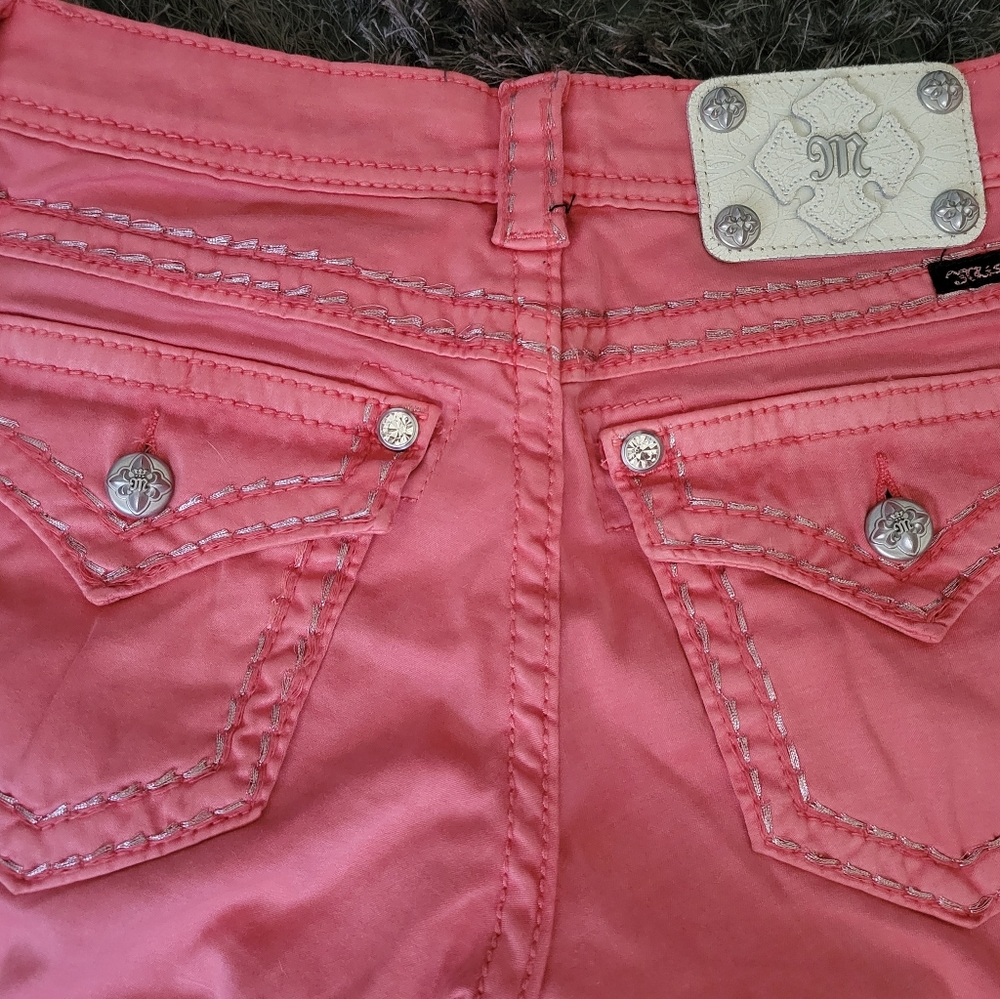 Miss Me capris size 26